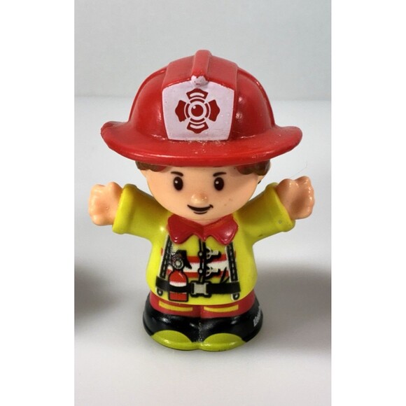 Fisher Price Little People Mixed Lot of 7 Mini Figures Collectible Toys - Picture 4 of 12